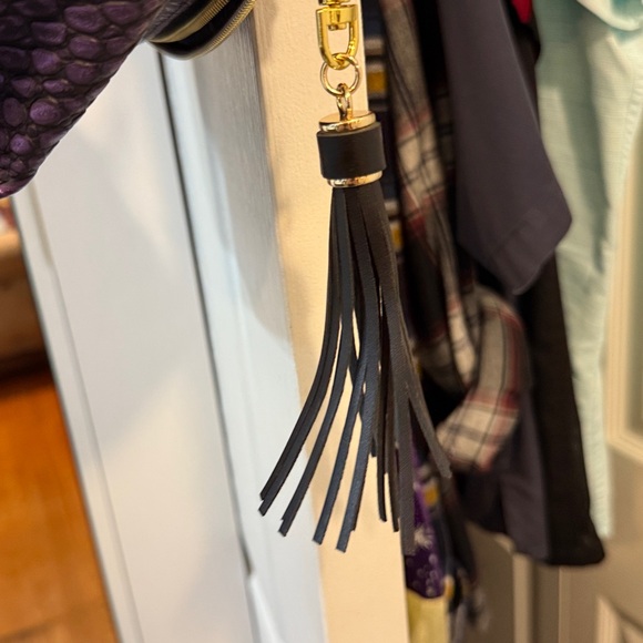 Makeup Junkie Sidekick Purple Crossbody Bag with Tassel - Picture 4 of 5
